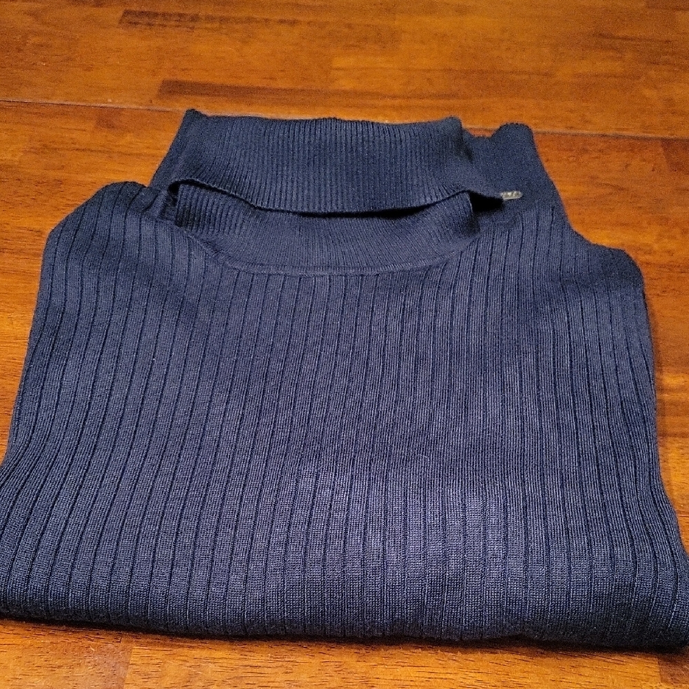 Calvin Klein Womans  Dark Green Turtleneck Sweater